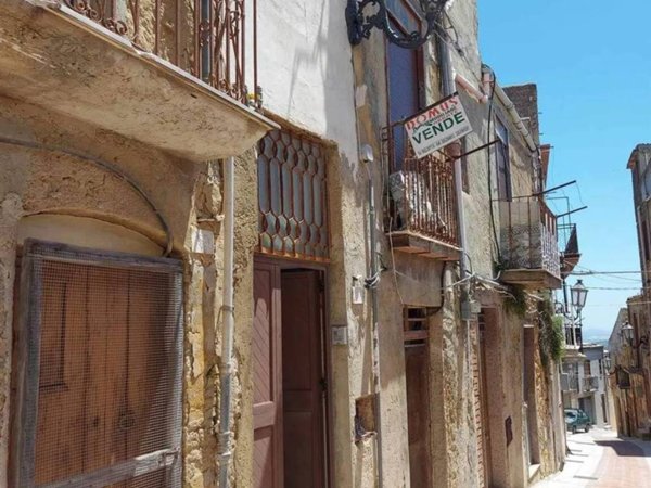 casa indipendente in vendita a Naro