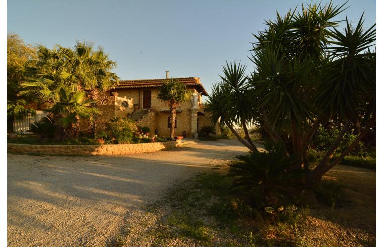 casa indipendente in vendita a Naro