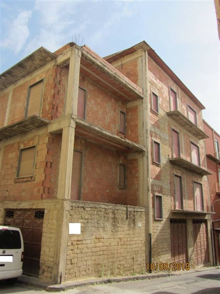 casa indipendente in vendita a Naro