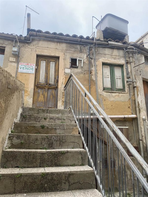 casa indipendente in vendita a Naro