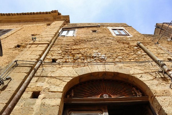 casa indipendente in vendita a Naro