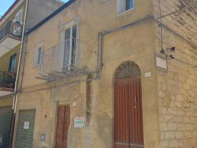 casa indipendente in vendita a Naro