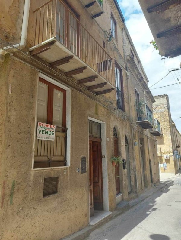 casa indipendente in vendita a Naro