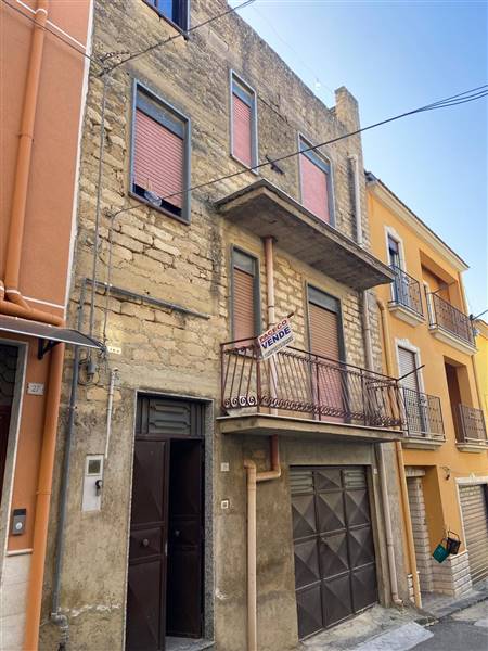 casa indipendente in vendita a Naro