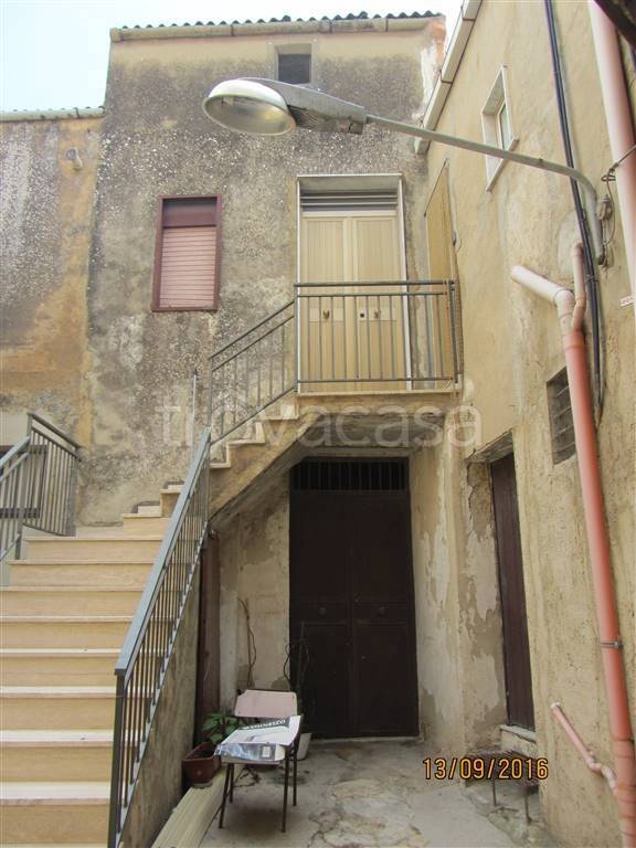 casa indipendente in vendita a Naro