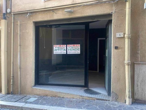 locale commerciale in vendita a Naro