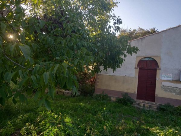 casa indipendente in vendita a Naro