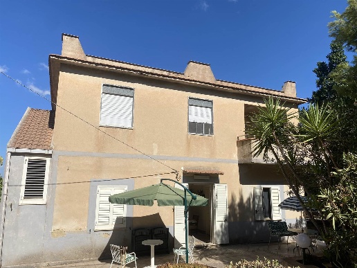 casa indipendente in vendita a Naro