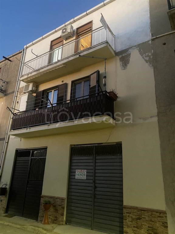 casa indipendente in vendita a Naro