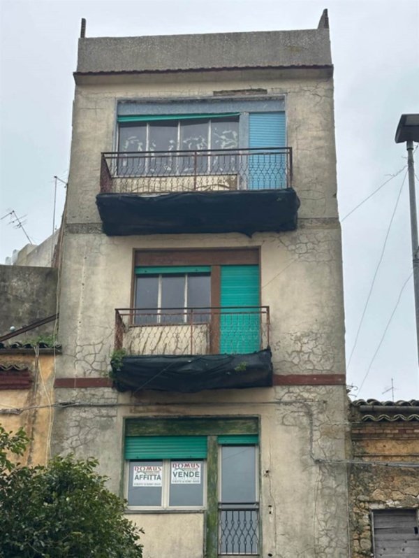 casa indipendente in vendita a Naro