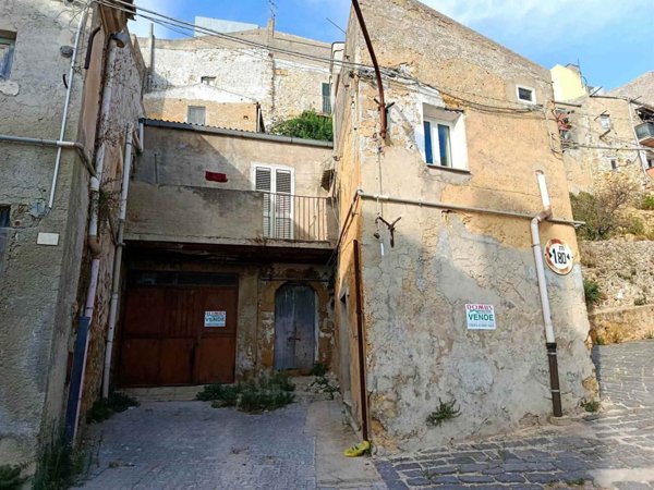 casa indipendente in vendita a Naro