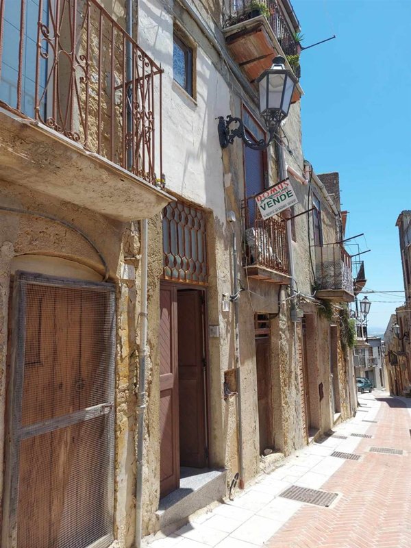 casa indipendente in vendita a Naro