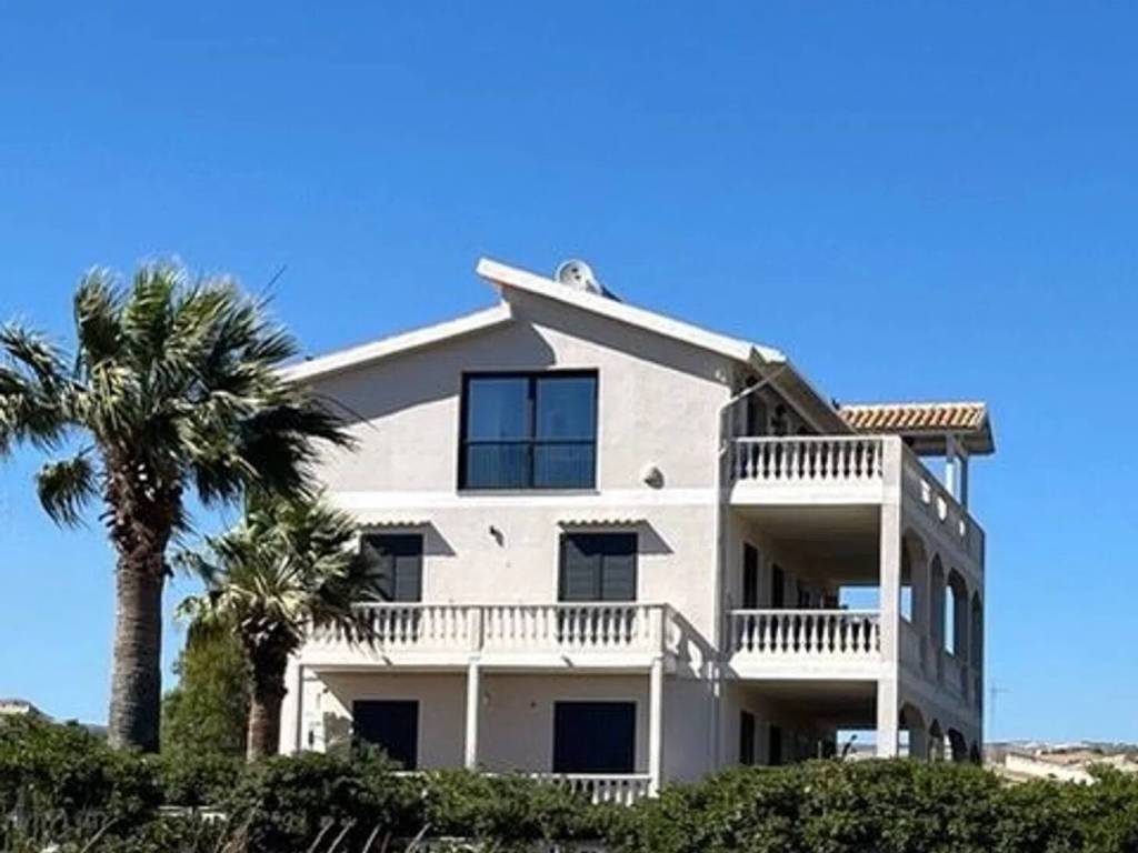 casa indipendente in vendita a Palma di Montechiaro