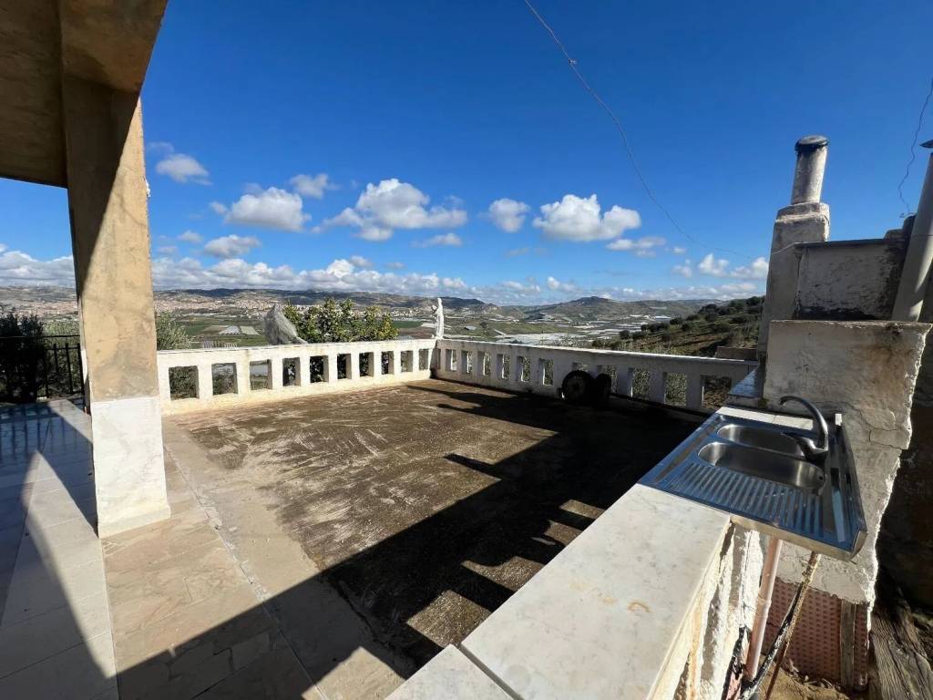 casa indipendente in vendita a Palma di Montechiaro
