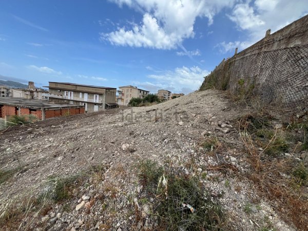 terreno edificabile in vendita a Palma di Montechiaro