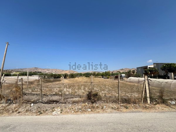 terreno edificabile in vendita a Palma di Montechiaro