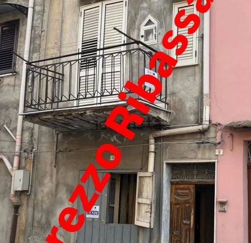 casa indipendente in vendita a Palma di Montechiaro