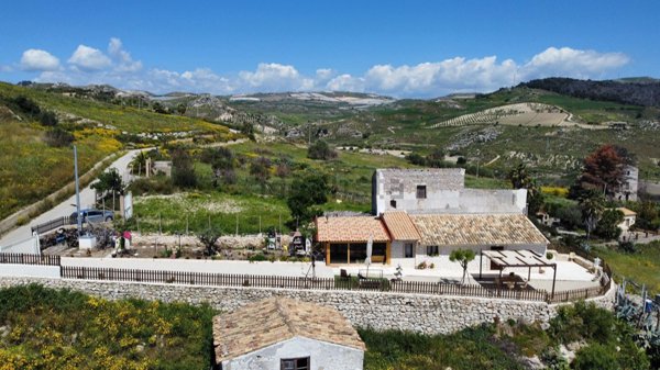 casa indipendente in vendita a Palma di Montechiaro