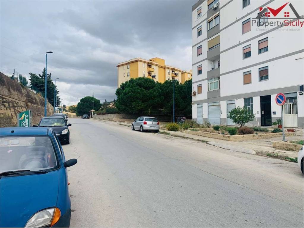 locale di sgombero in vendita a Porto Empedocle