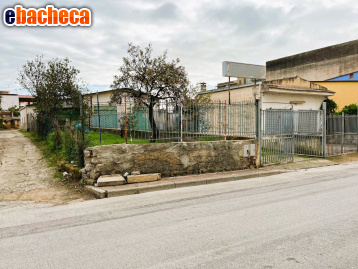 locale commerciale in vendita a Porto Empedocle