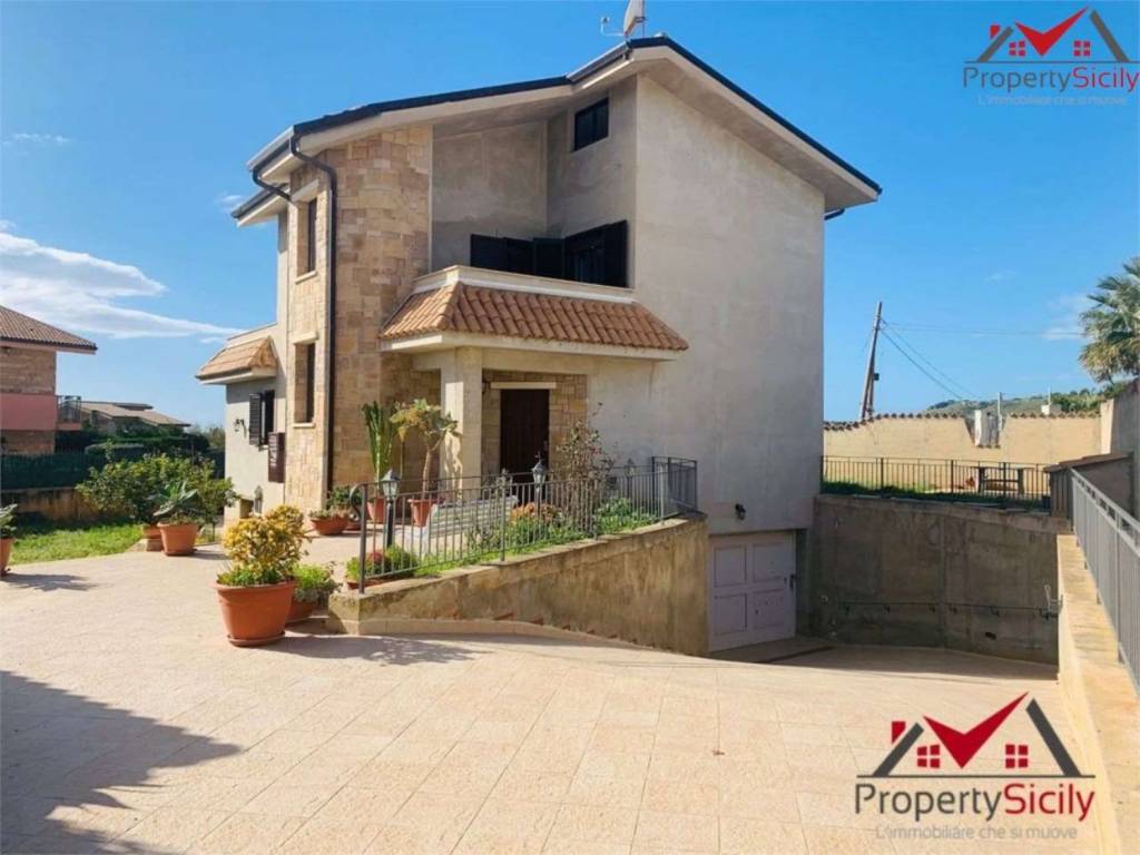 casa indipendente in vendita a Porto Empedocle