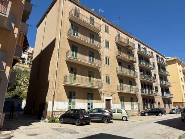 intera palazzina in vendita a Porto Empedocle