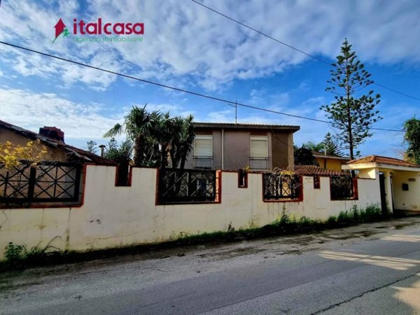 casa indipendente in vendita a Porto Empedocle