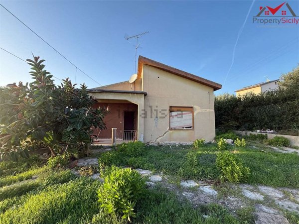 casa indipendente in vendita a Porto Empedocle