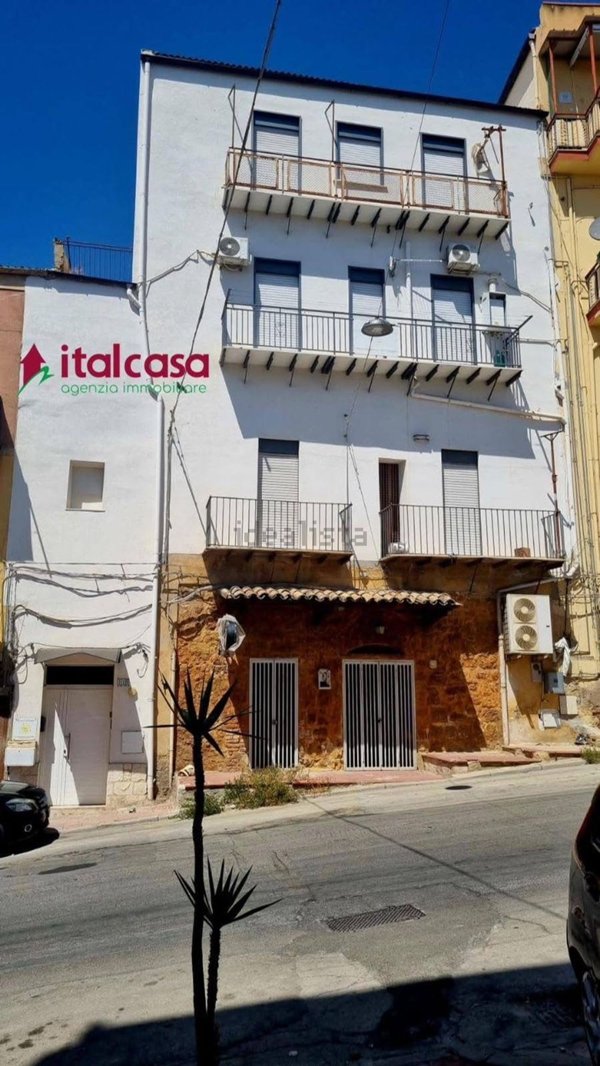 intera palazzina in vendita a Porto Empedocle