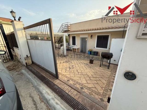 casa indipendente in vendita a Porto Empedocle