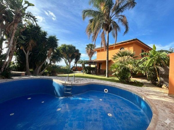 casa indipendente in vendita a Porto Empedocle