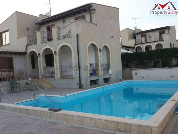 casa indipendente in vendita a Porto Empedocle