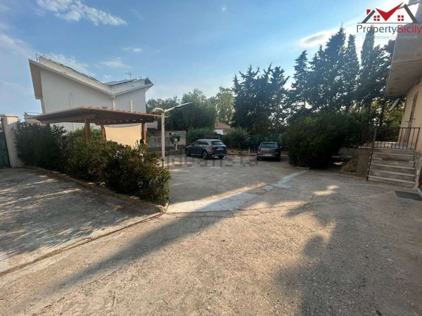 appartamento in vendita a Porto Empedocle in zona Caliato