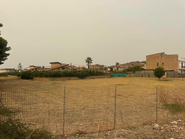 terreno edificabile in vendita a Porto Empedocle