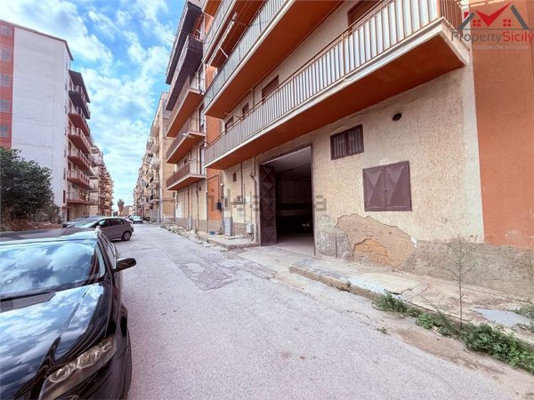 locale di sgombero in vendita a Porto Empedocle
