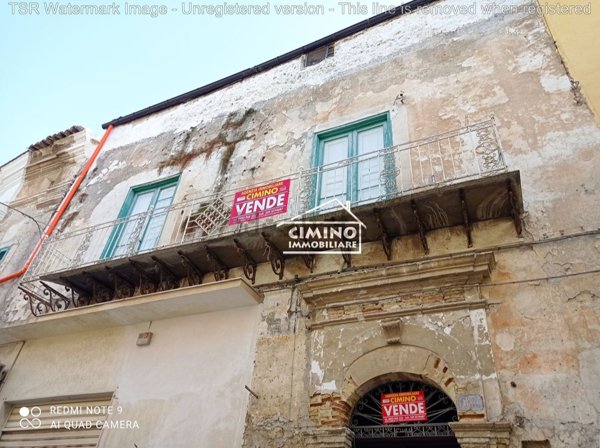 casa indipendente in vendita a Racalmuto