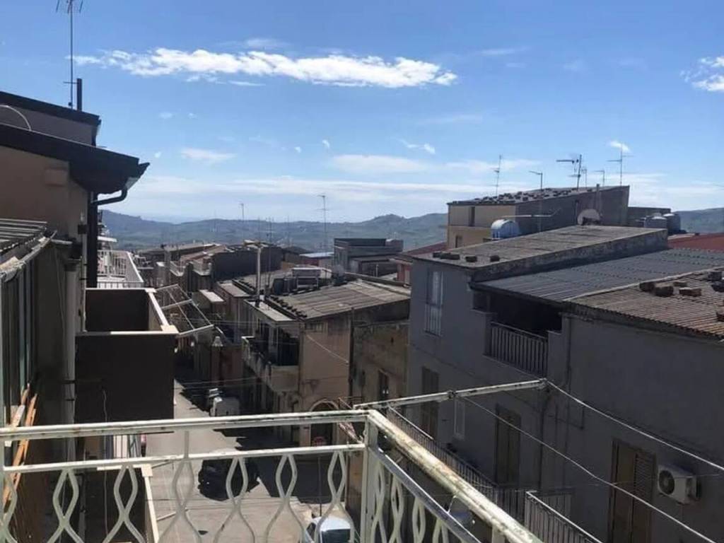 intera palazzina in vendita a Raffadali