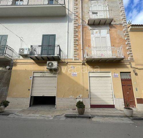 casa indipendente in vendita a Ravanusa