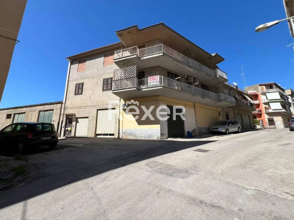 casa indipendente in vendita a Ravanusa