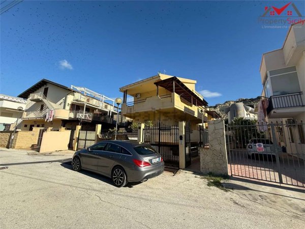 appartamento in vendita a Realmonte
