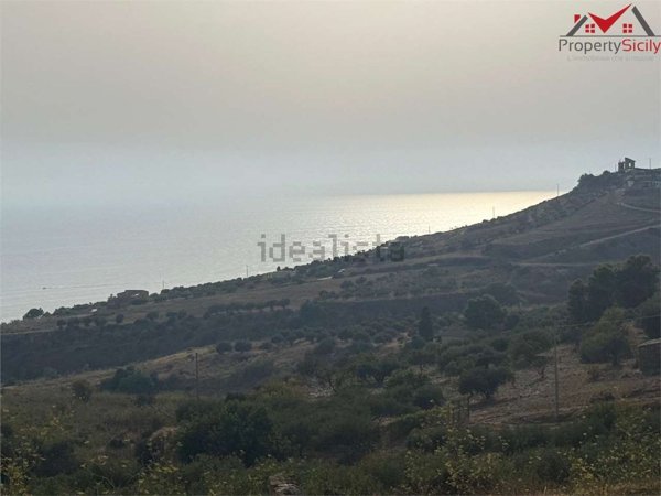 terreno in vendita a Realmonte