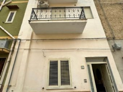 casa indipendente in vendita a Ribera