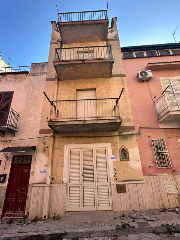 casa indipendente in vendita a Ribera