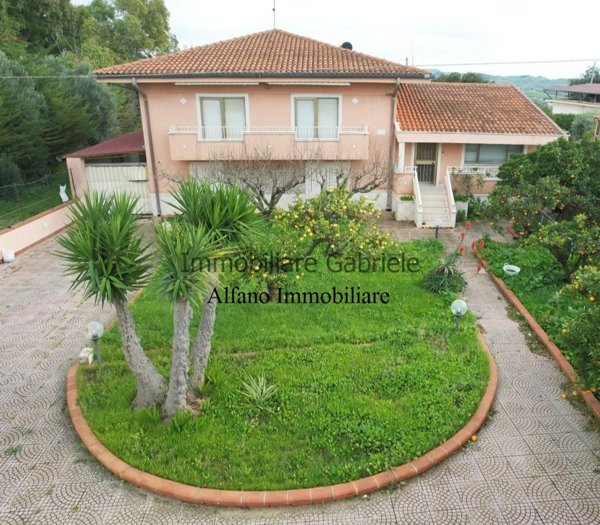 casa indipendente in vendita a Ribera in zona Secca Grande