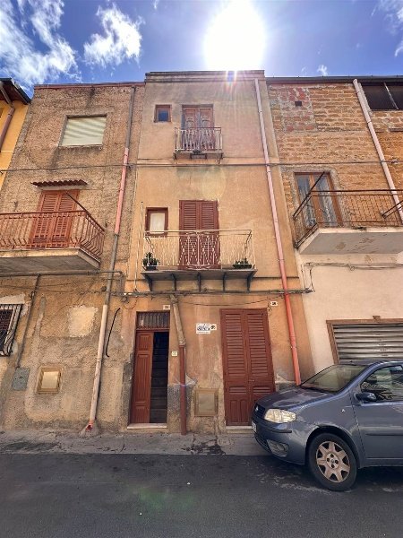 casa indipendente in vendita a Ribera