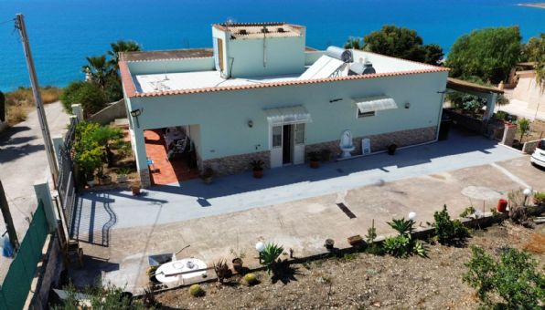 villa in vendita a Ribera