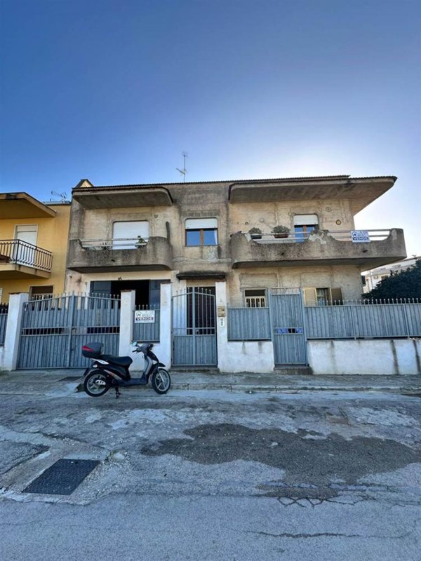 casa indipendente in vendita a Ribera