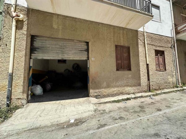 negozio in vendita a Ribera