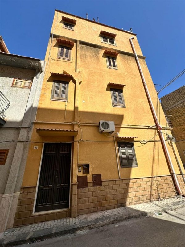casa indipendente in vendita a Ribera