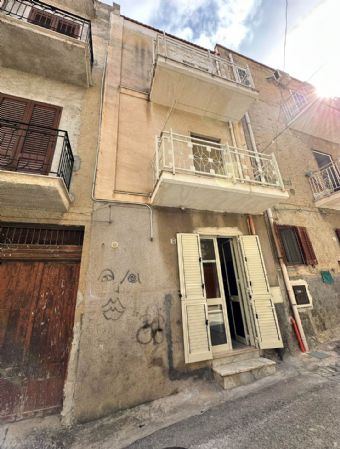 casa indipendente in vendita a Ribera